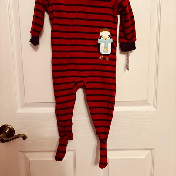 Carter’s Baby Footed Fleece Sleeper Red Penguin Striped 18 Months - Picture 2 of 8